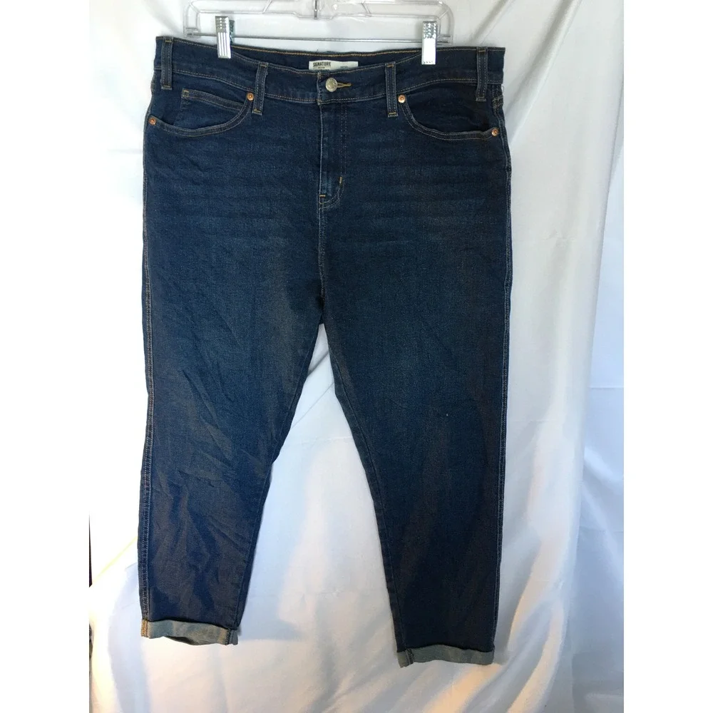 Signature by Levi Strauss Heritage Boyfriend Jeans Dark Wash Denim 14 W32 58996